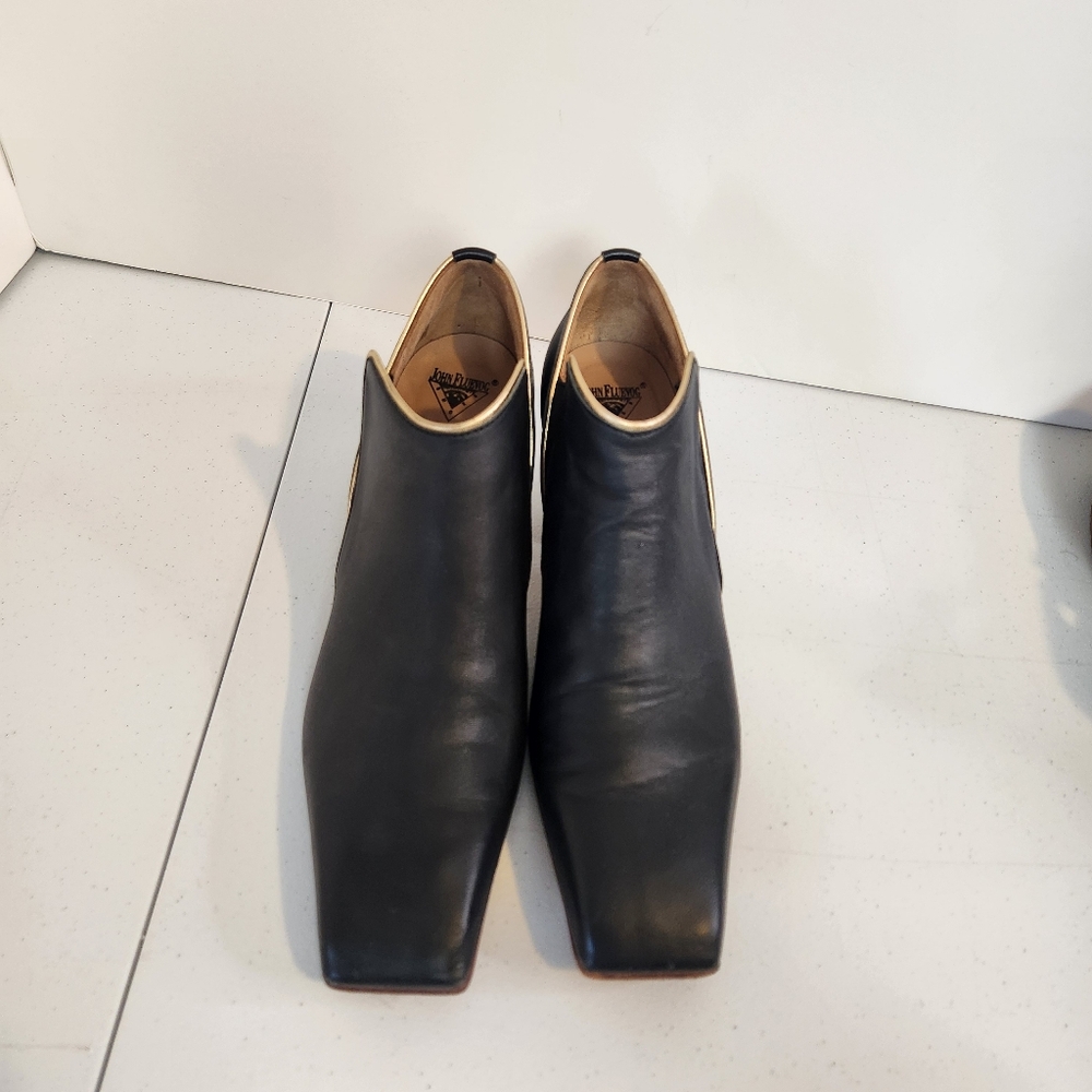 John Fluevog Super Fine Prestige Black Leather Slip On High Heel Shoes Size 9.5 - Picture 8 of 15